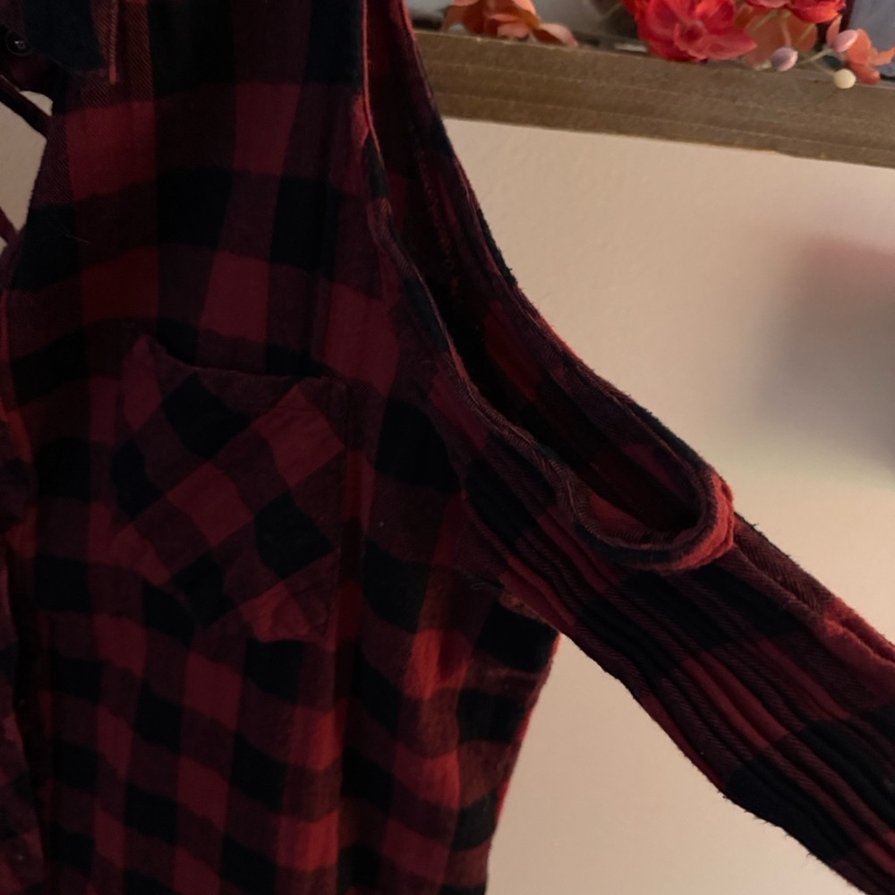 BKE Red and Black Plaid Shirt - Picture 2 of 6